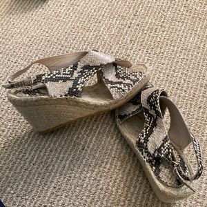 Dvf Snake Wedge - image 1